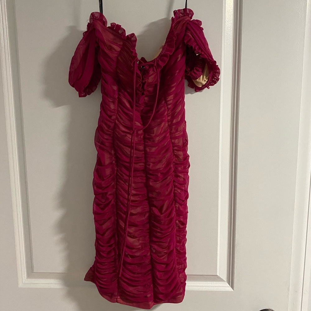 Mesh Ruched Off-the-Shoulder Bodycon Dress - Picture 3 of 4